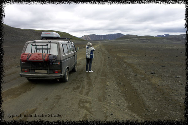 Bully auf der Piste nach Landmannalaugar